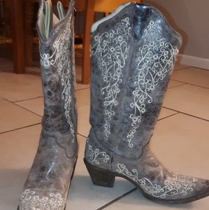 Corral cowboy boots